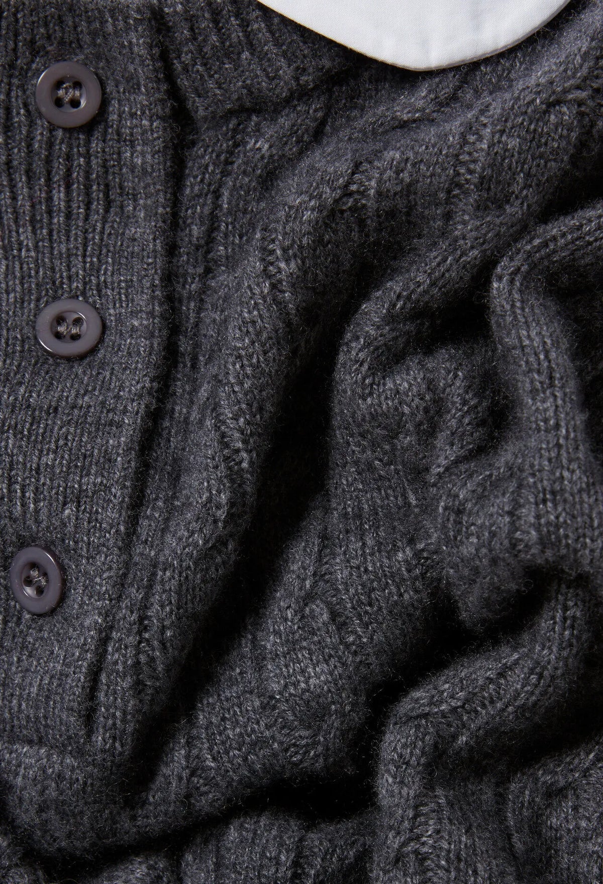 MOTTLED GREY
