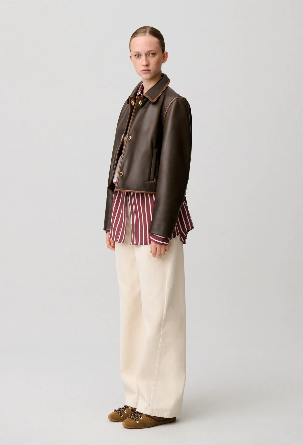 DARK BROWN