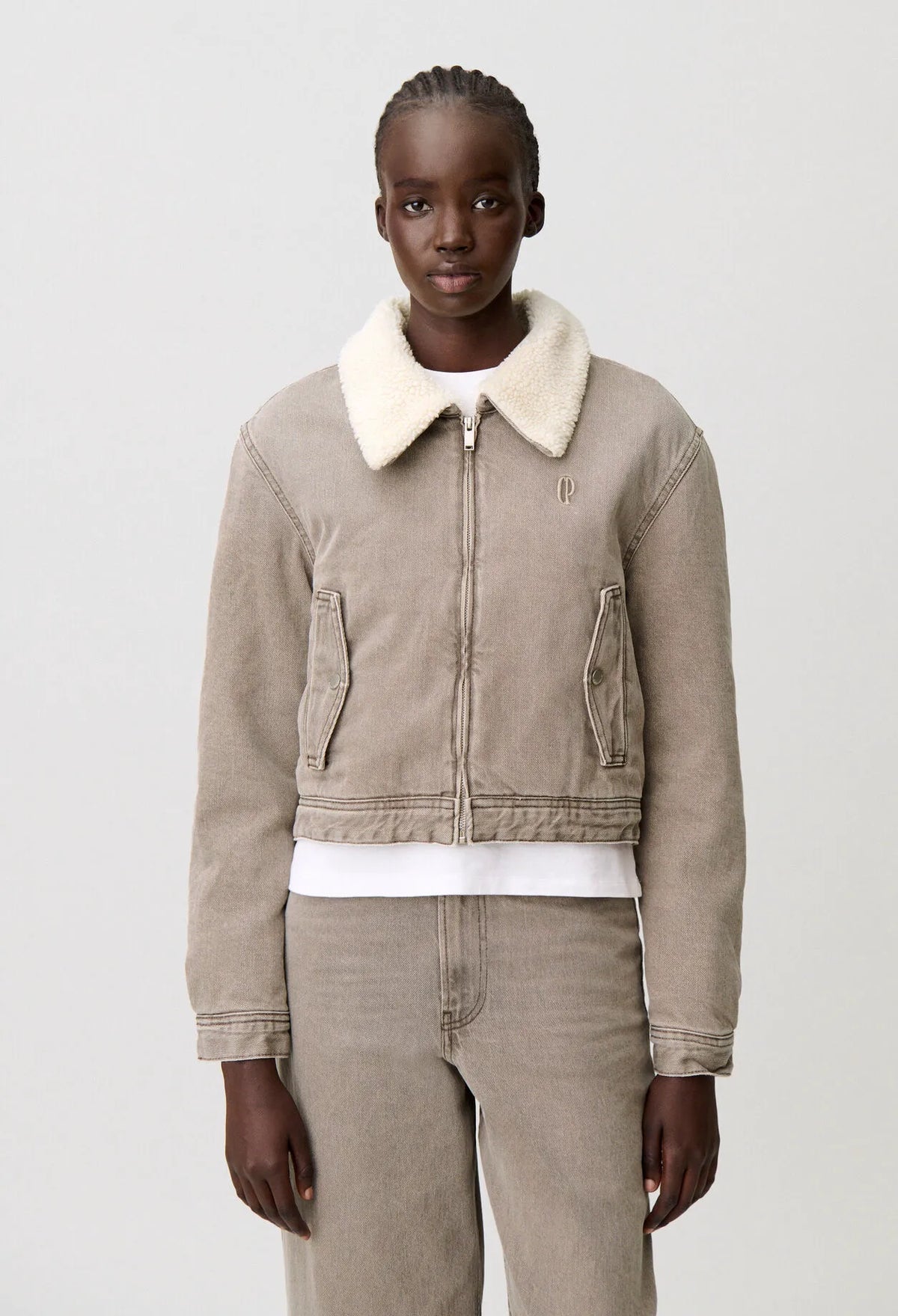 GREY beige