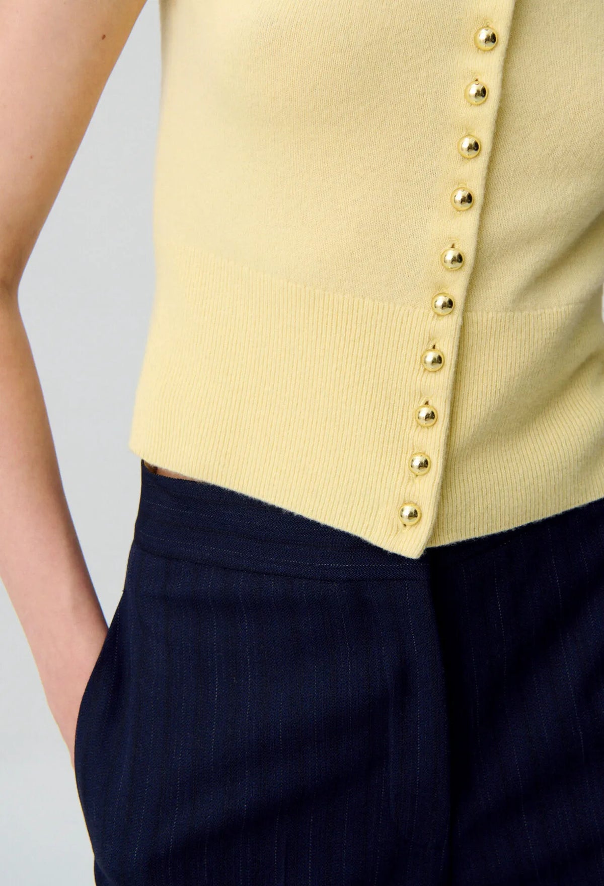 BABY YELLOW