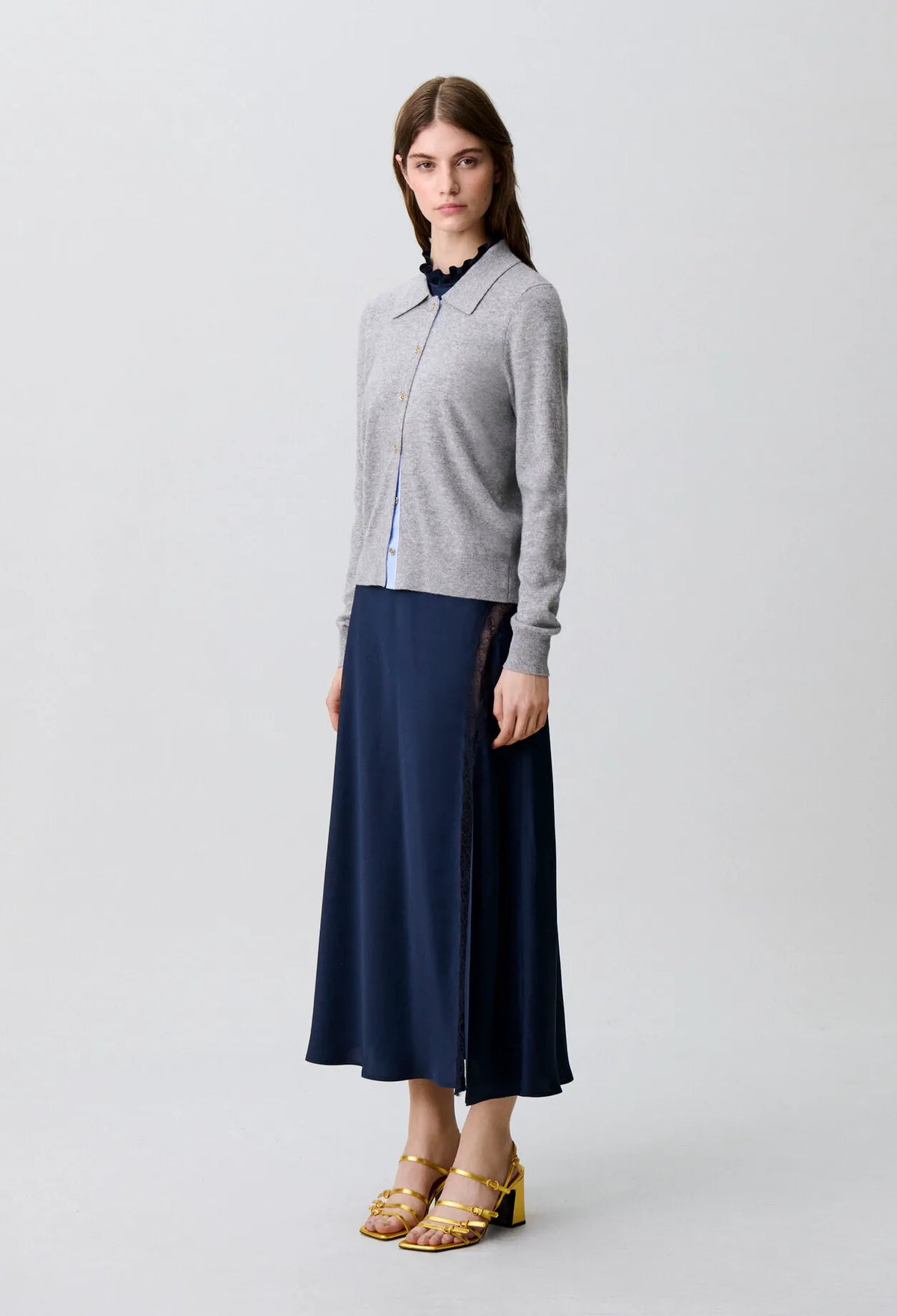 MOTTLED GREY