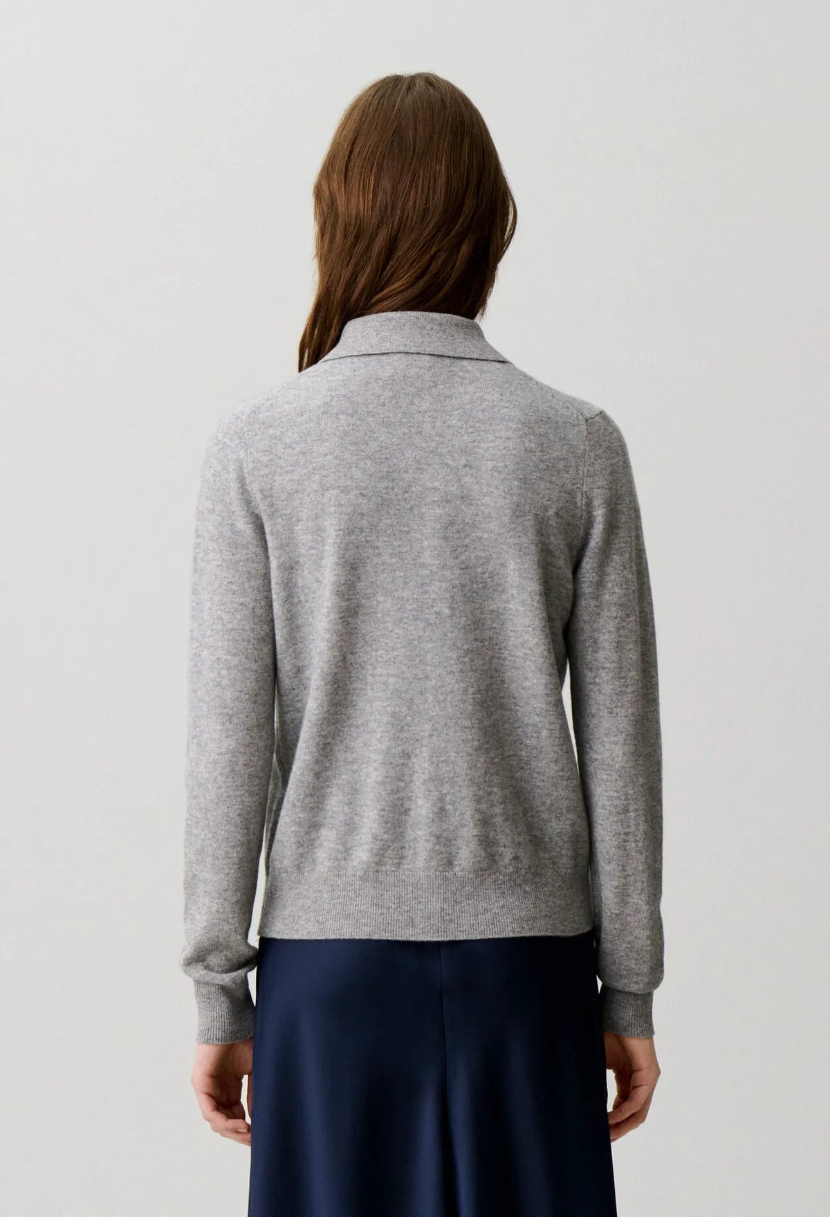 MOTTLED GREY