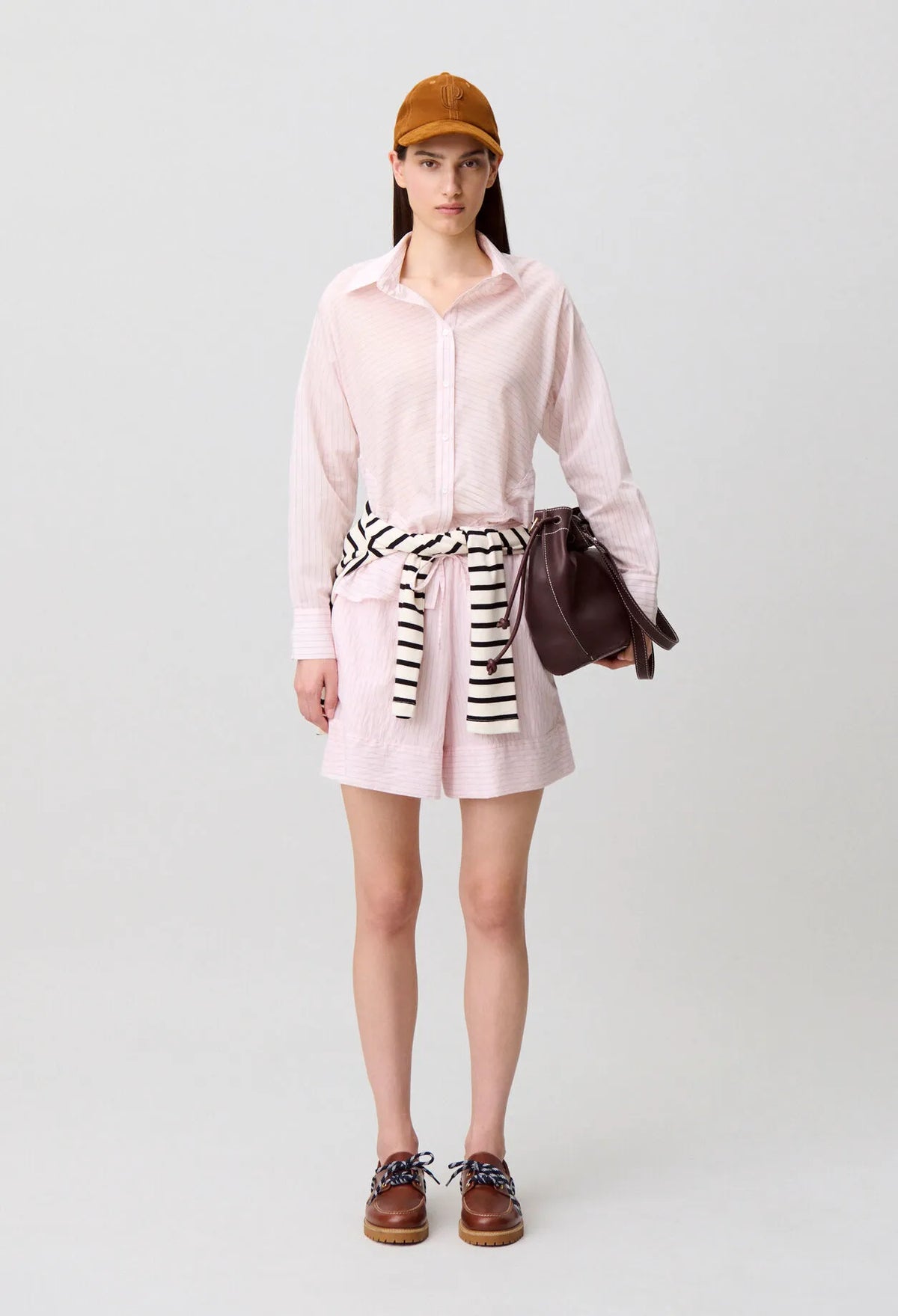 PALE PINK