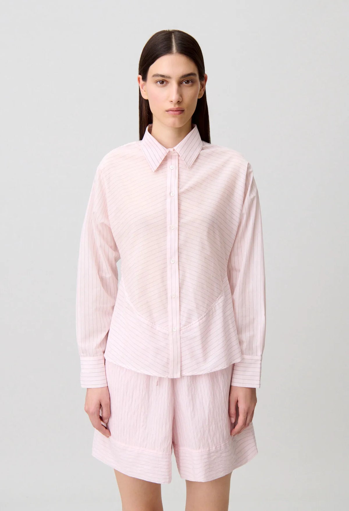 PALE PINK
