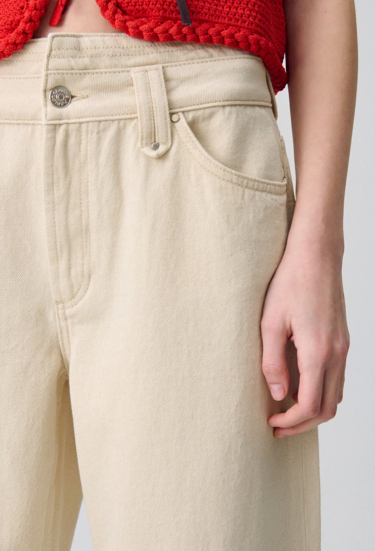beige