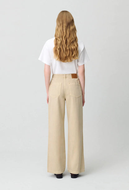 beige
