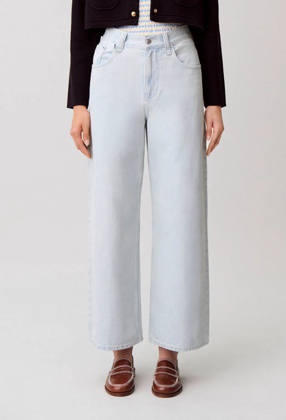 LIGHT BLUE DENIM
