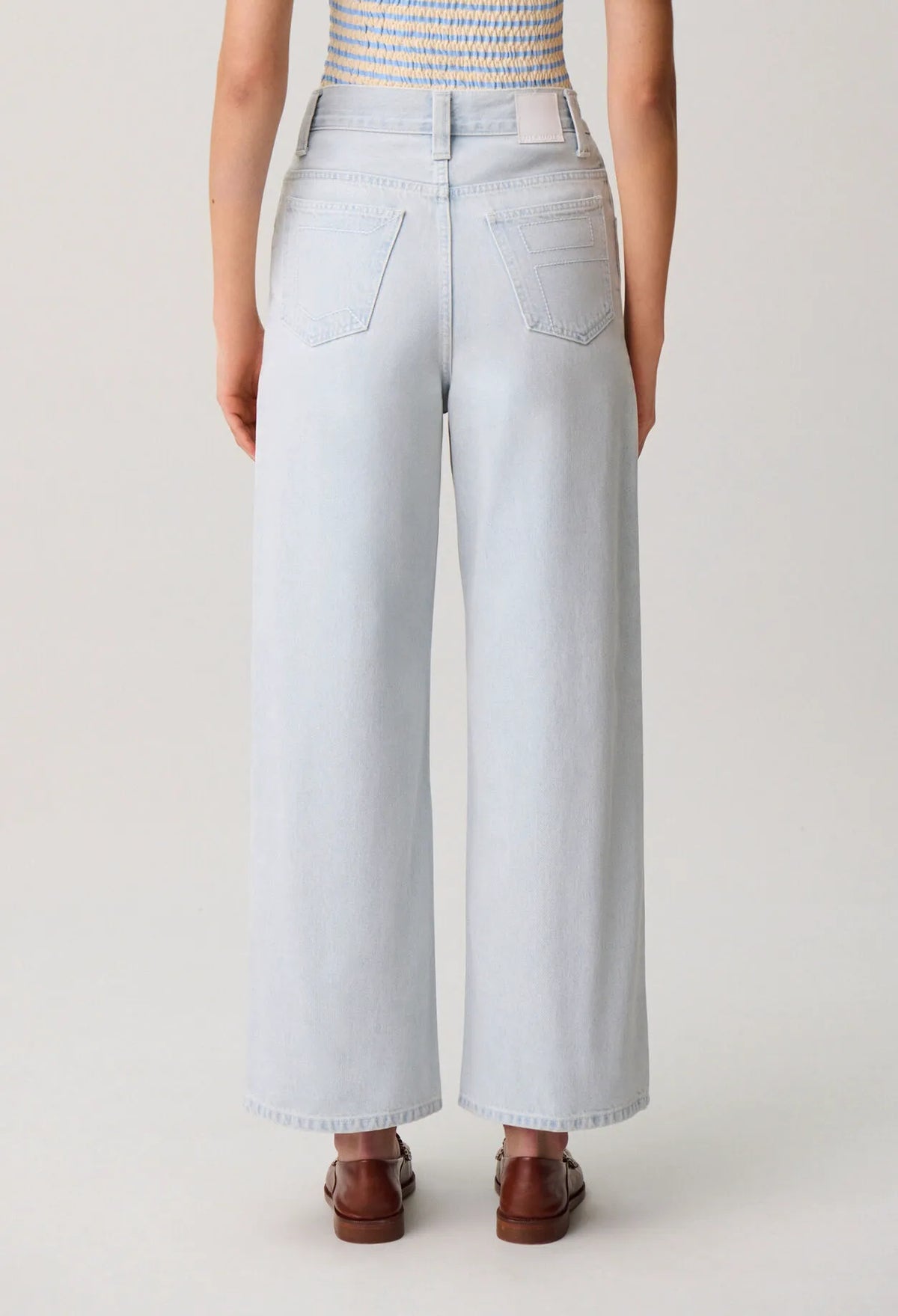 LIGHT BLUE DENIM