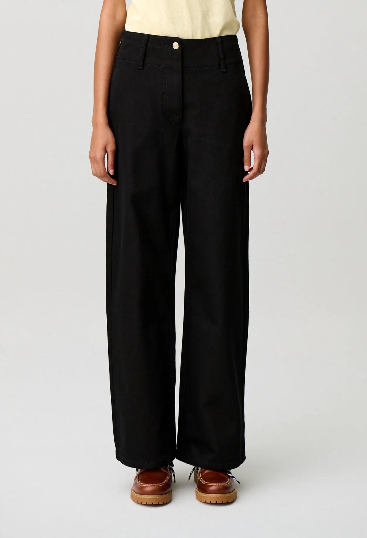 BLACK DENIM