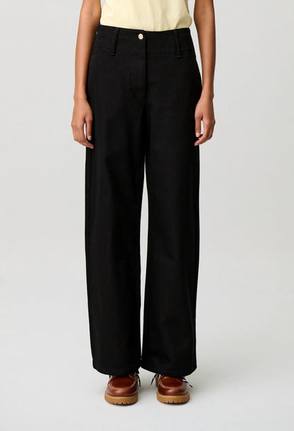 BLACK DENIM