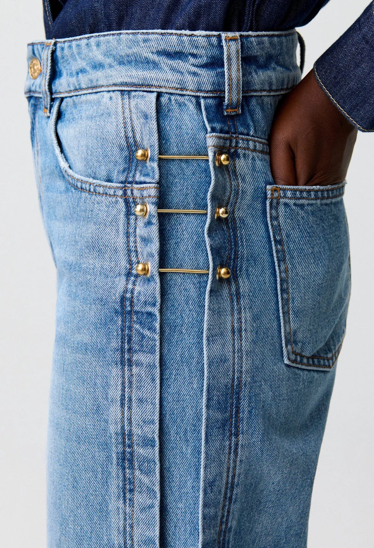 BLUE DENIM