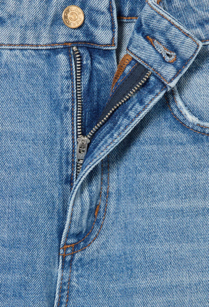 BLUE DENIM