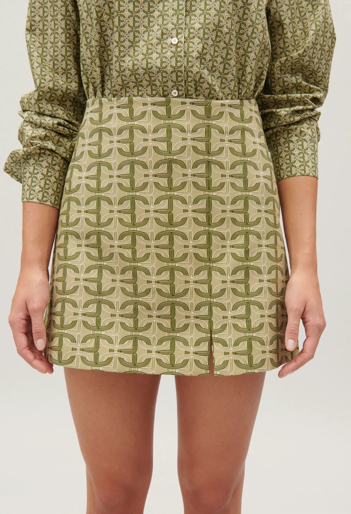 DARK PRINT