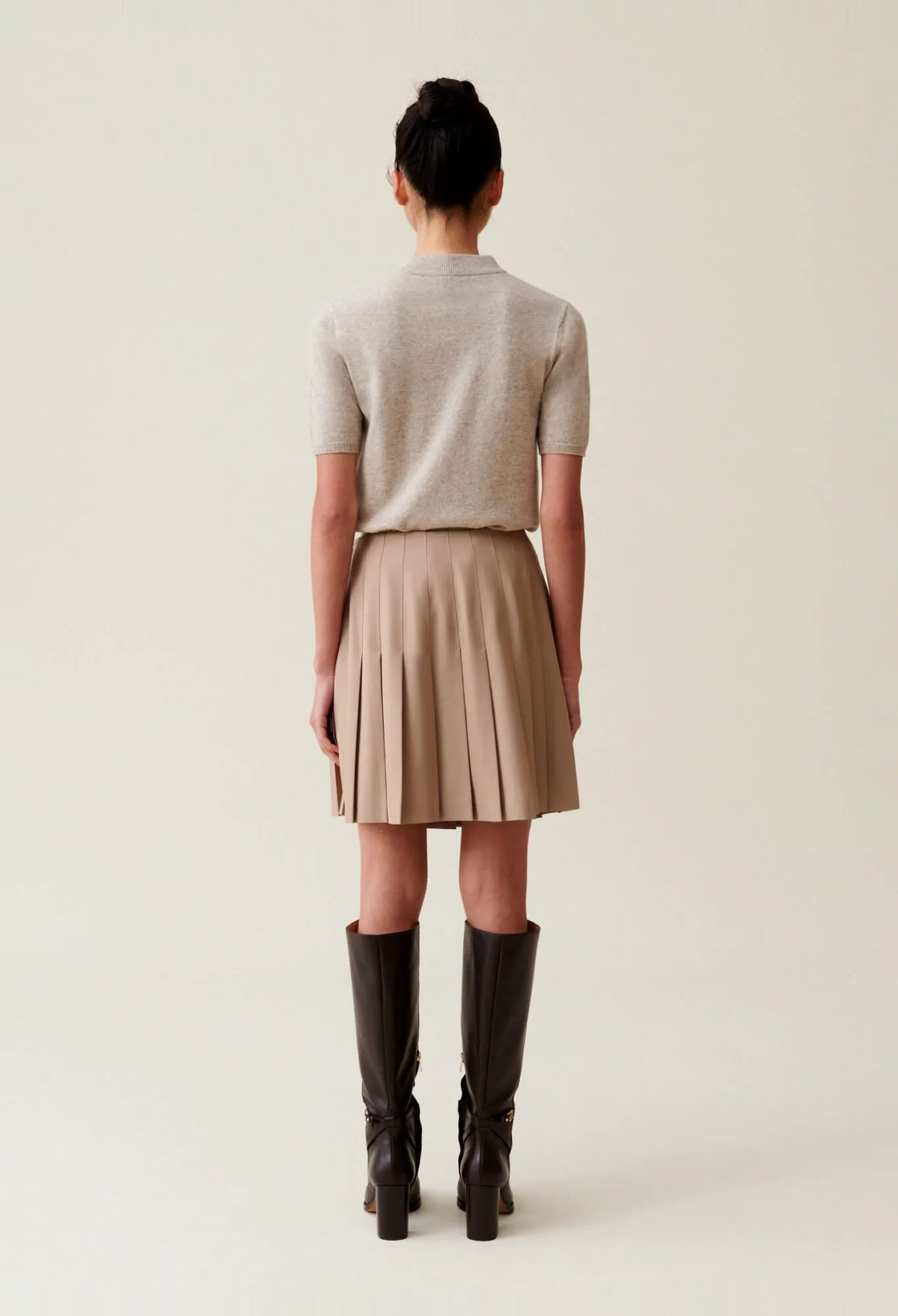 beige