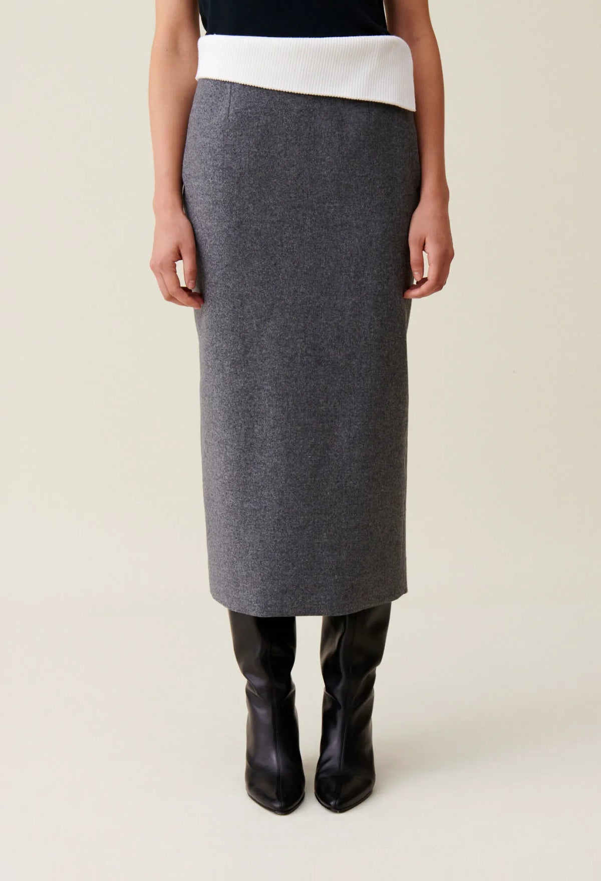 grey FONCE