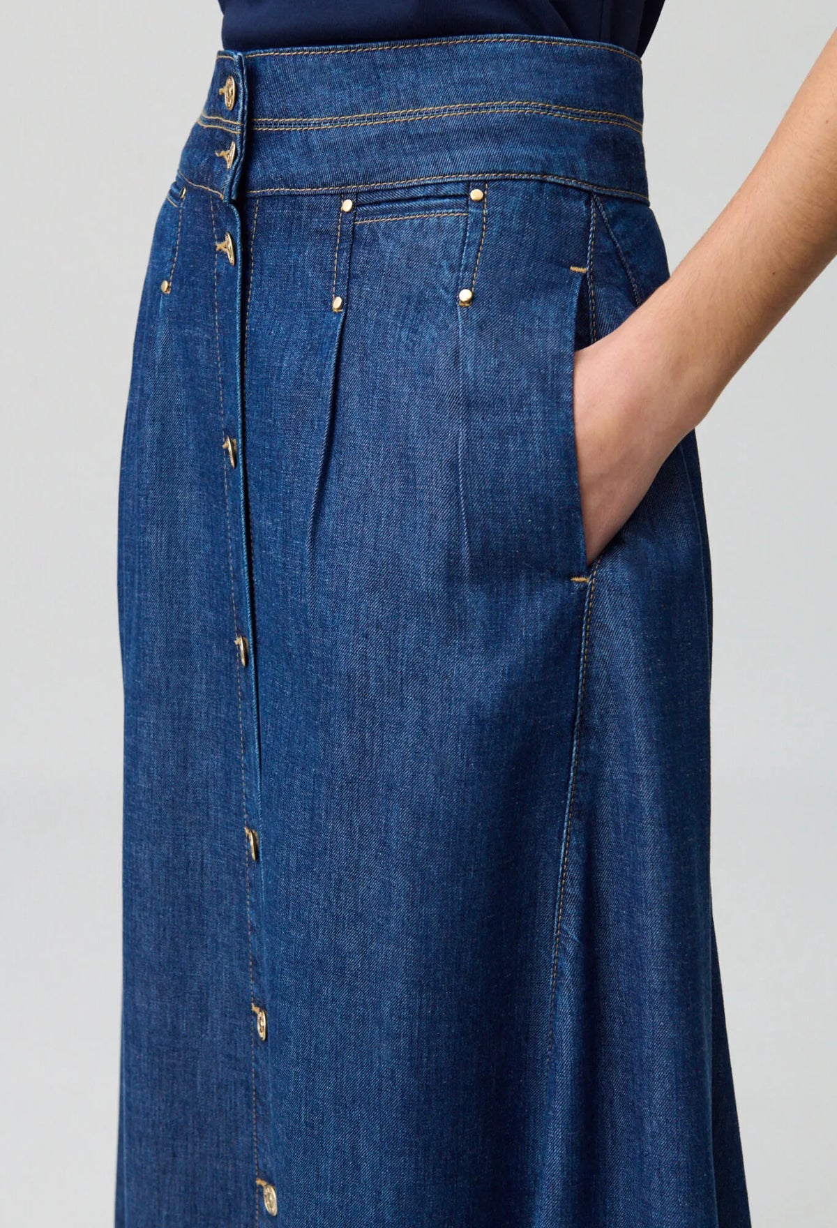 INDIGO DENIM
