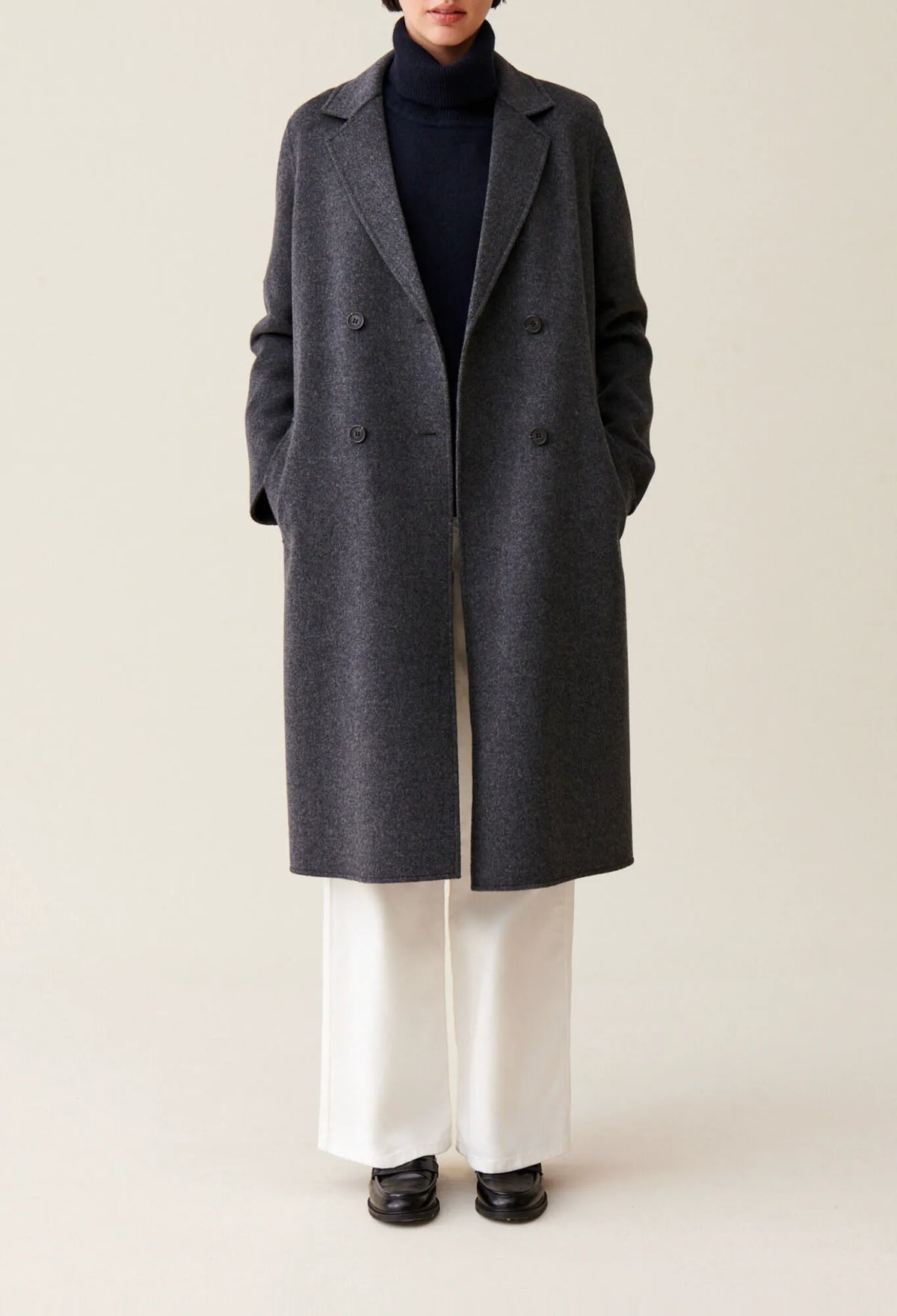MOTTLED GREY