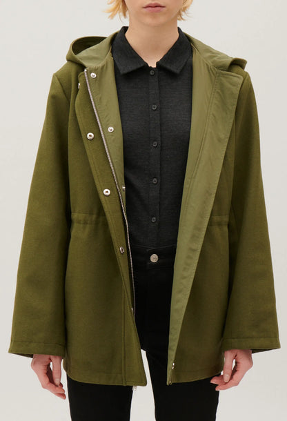 KHAKI