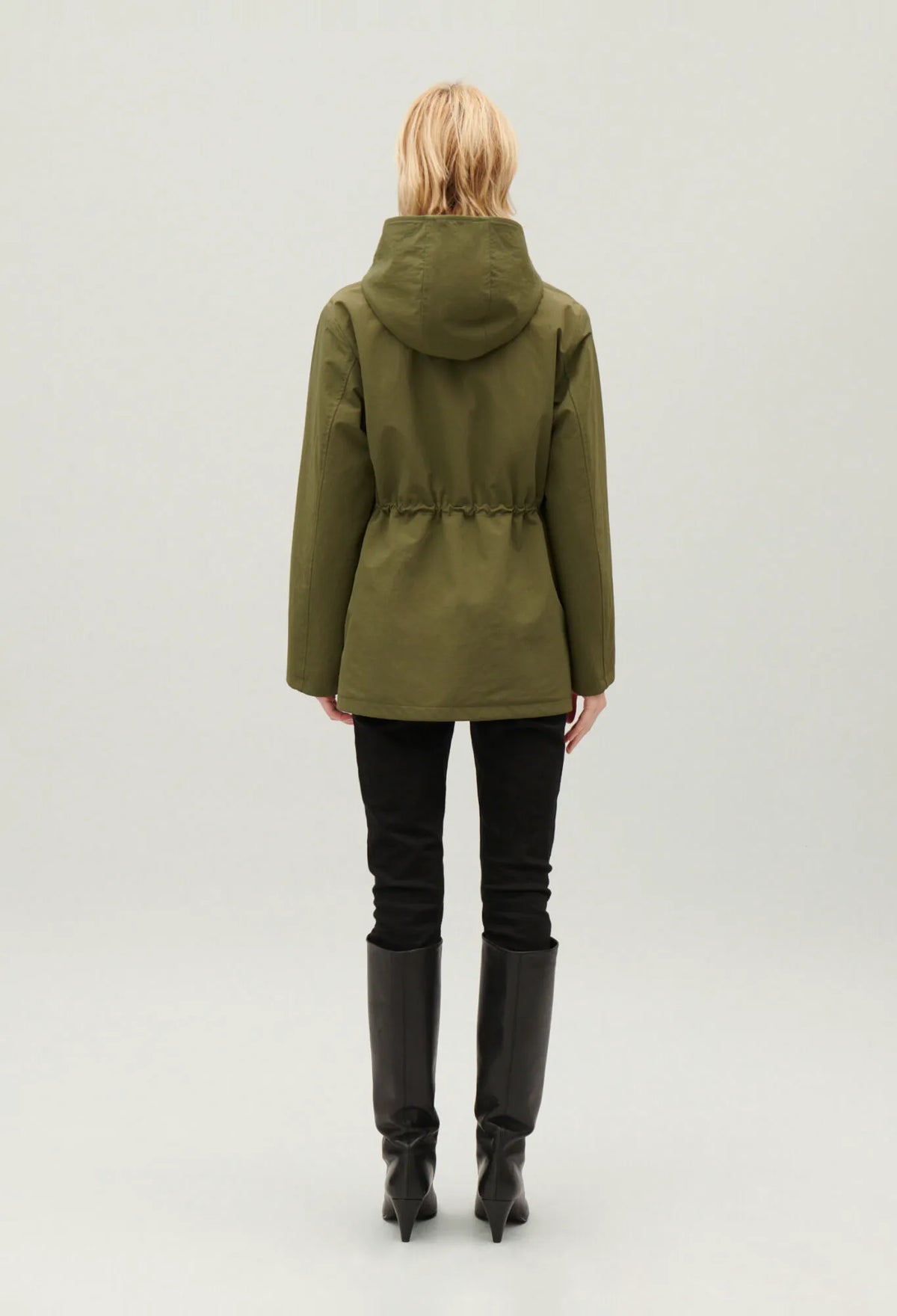 KHAKI