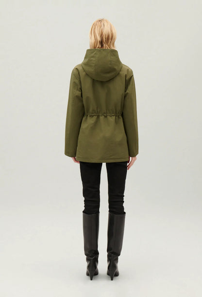 KHAKI