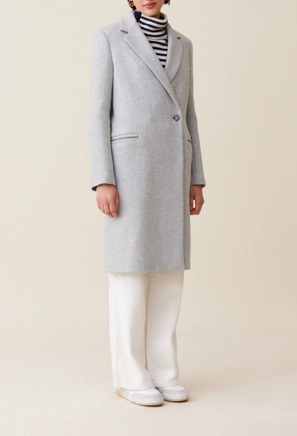 LIGHT GREY