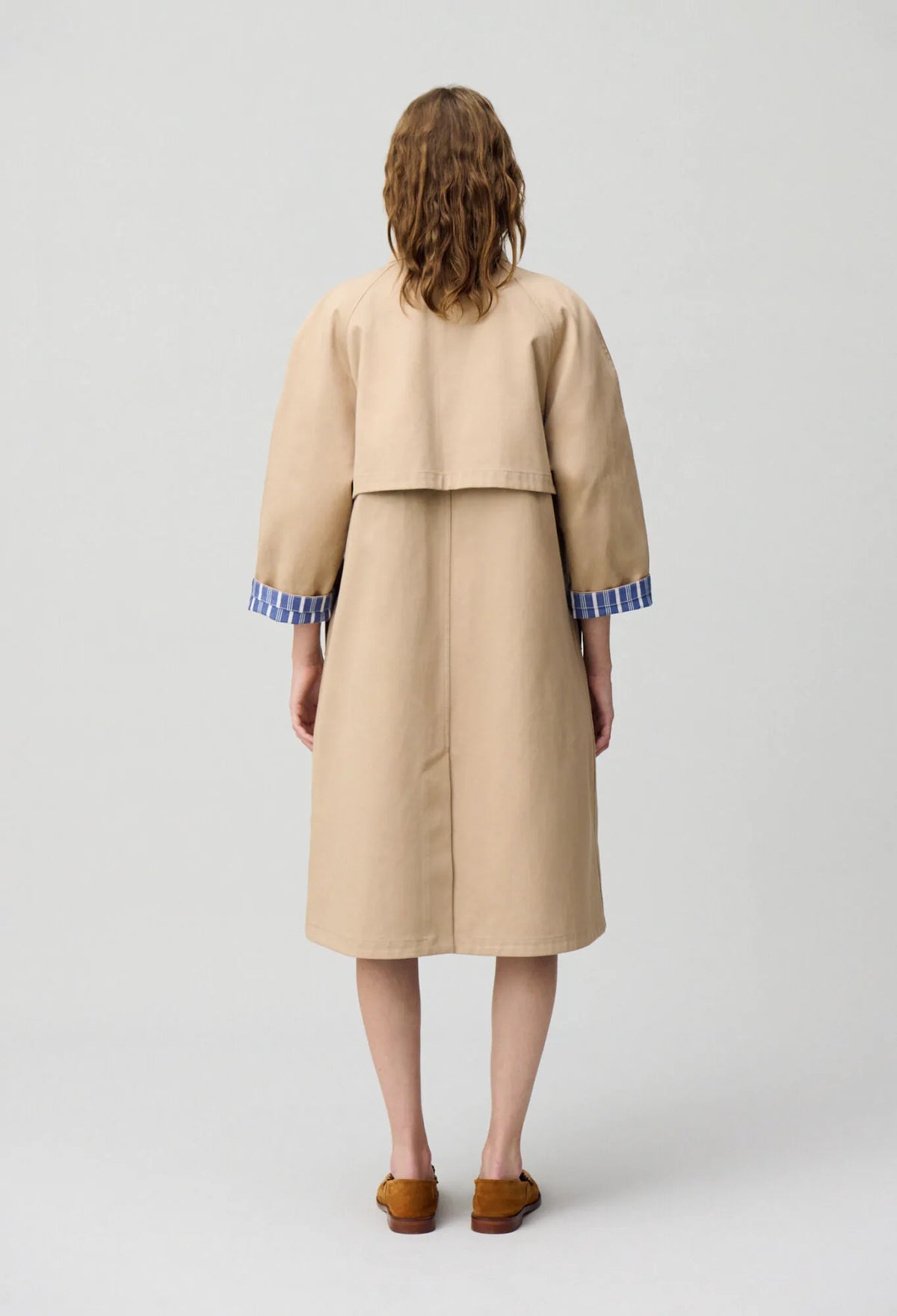 beige