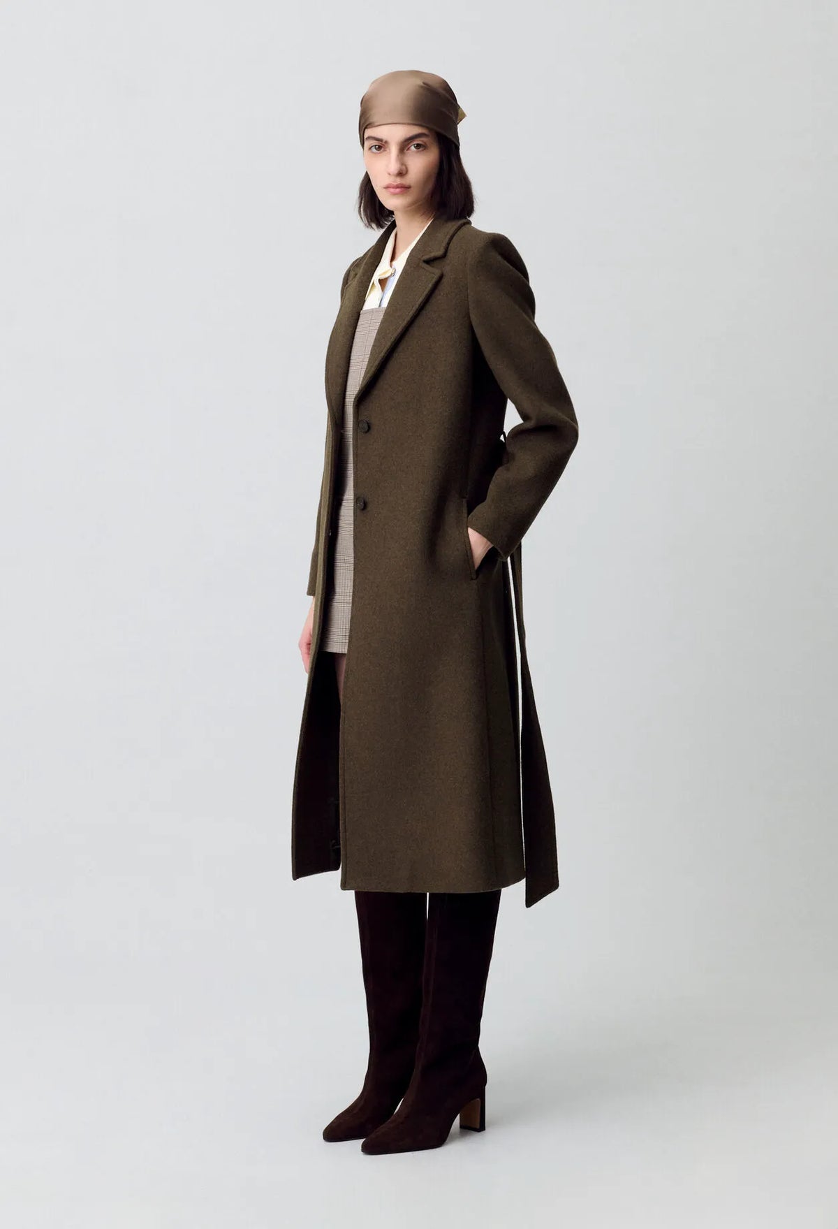 KHAKI