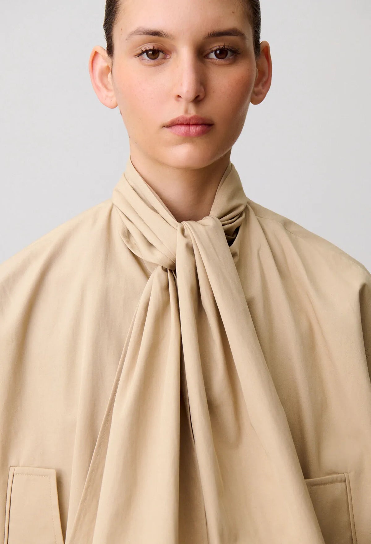 beige