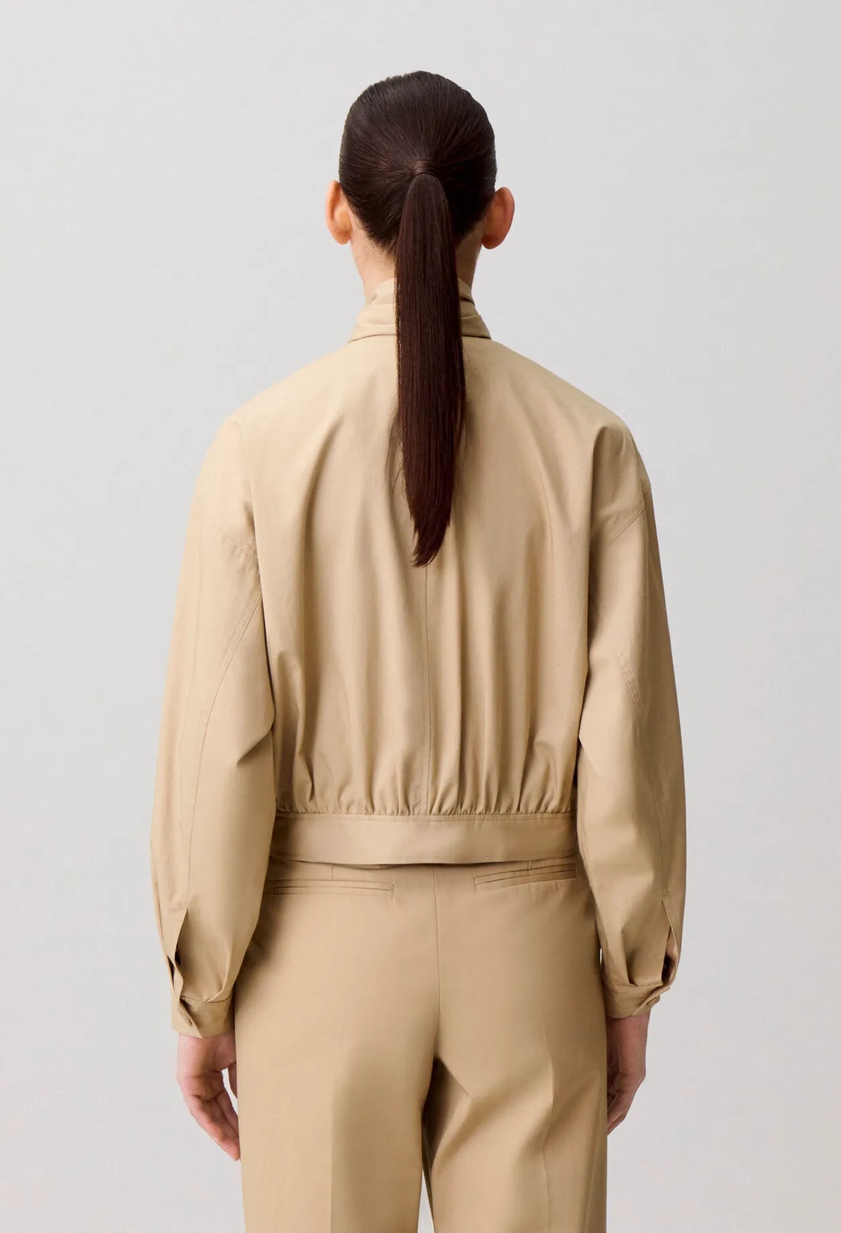 beige
