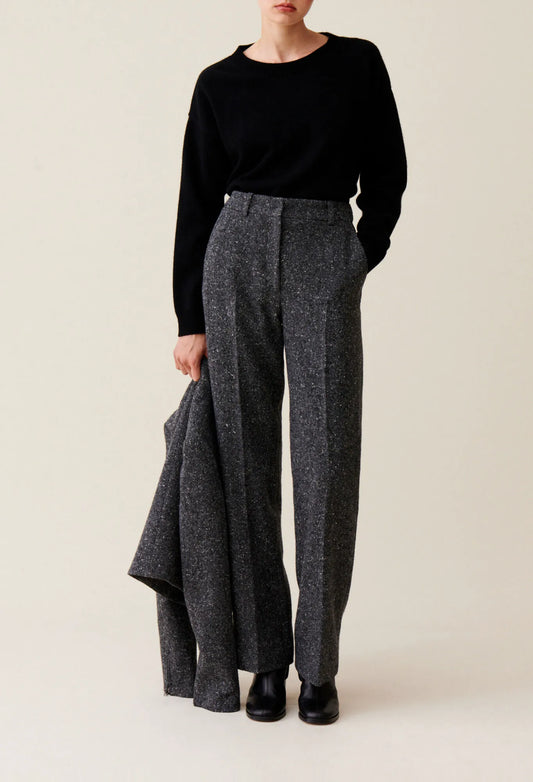 MOTTLED GREY