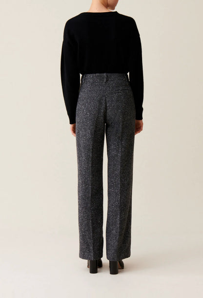 MOTTLED GREY