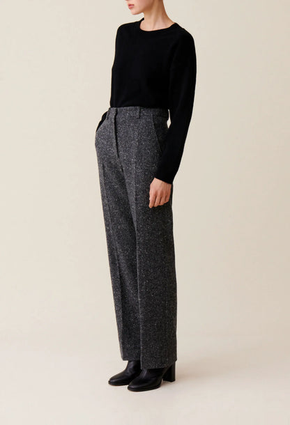 MOTTLED GREY