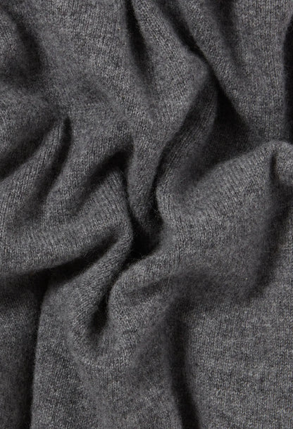 MOTTLED GREY
