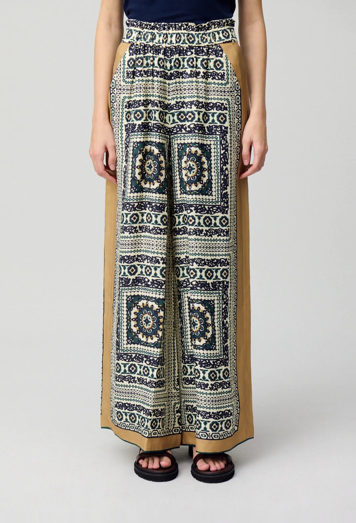 DARK PRINT