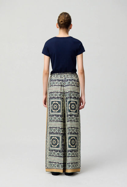 DARK PRINT