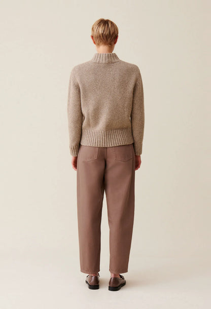 beige
