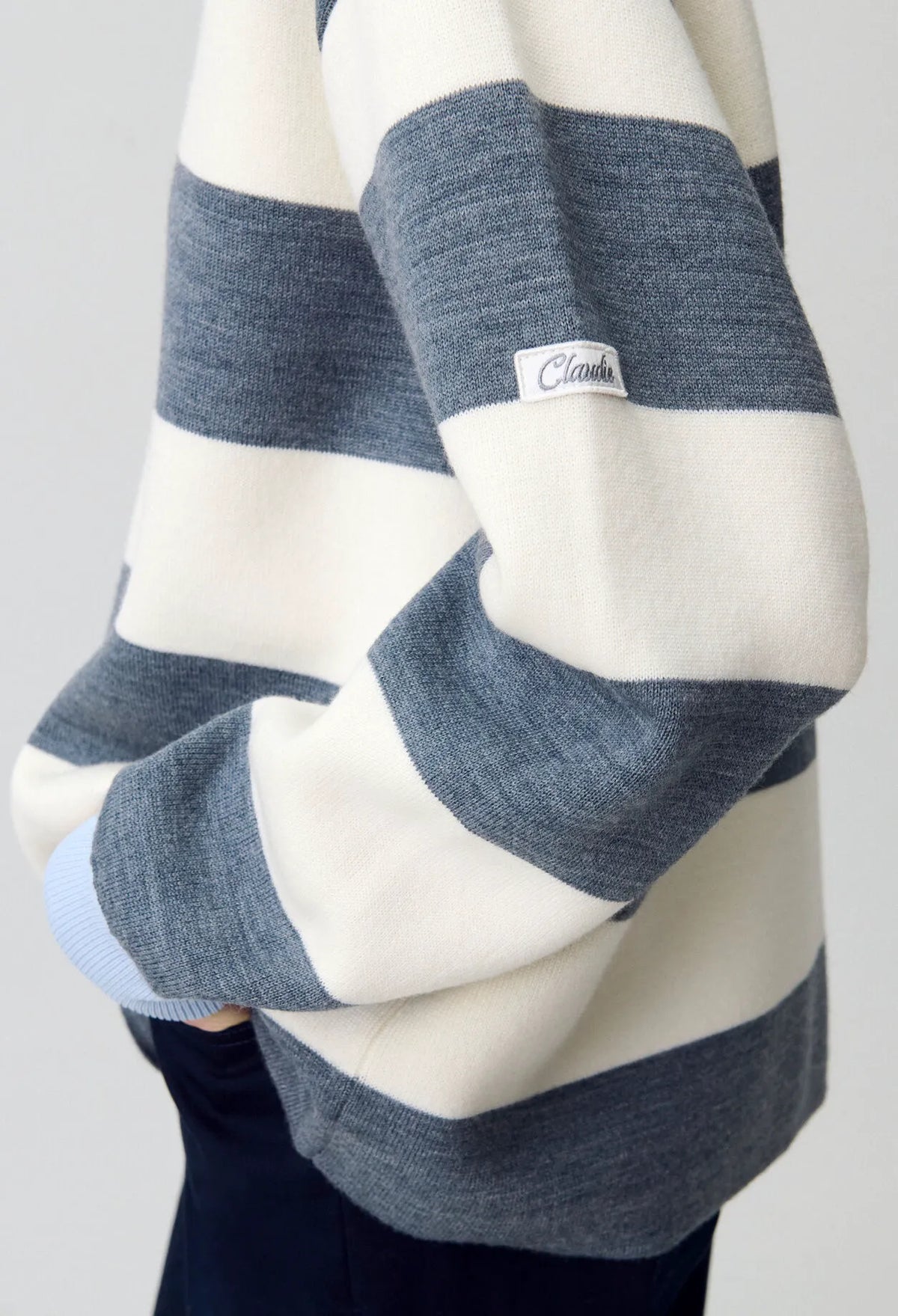 MOTTLED GREY
