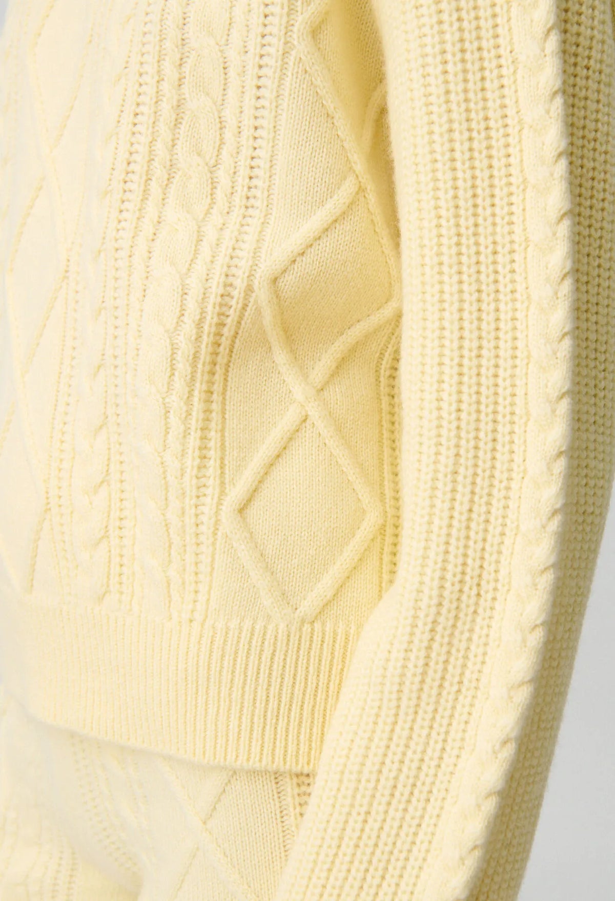 BABY YELLOW