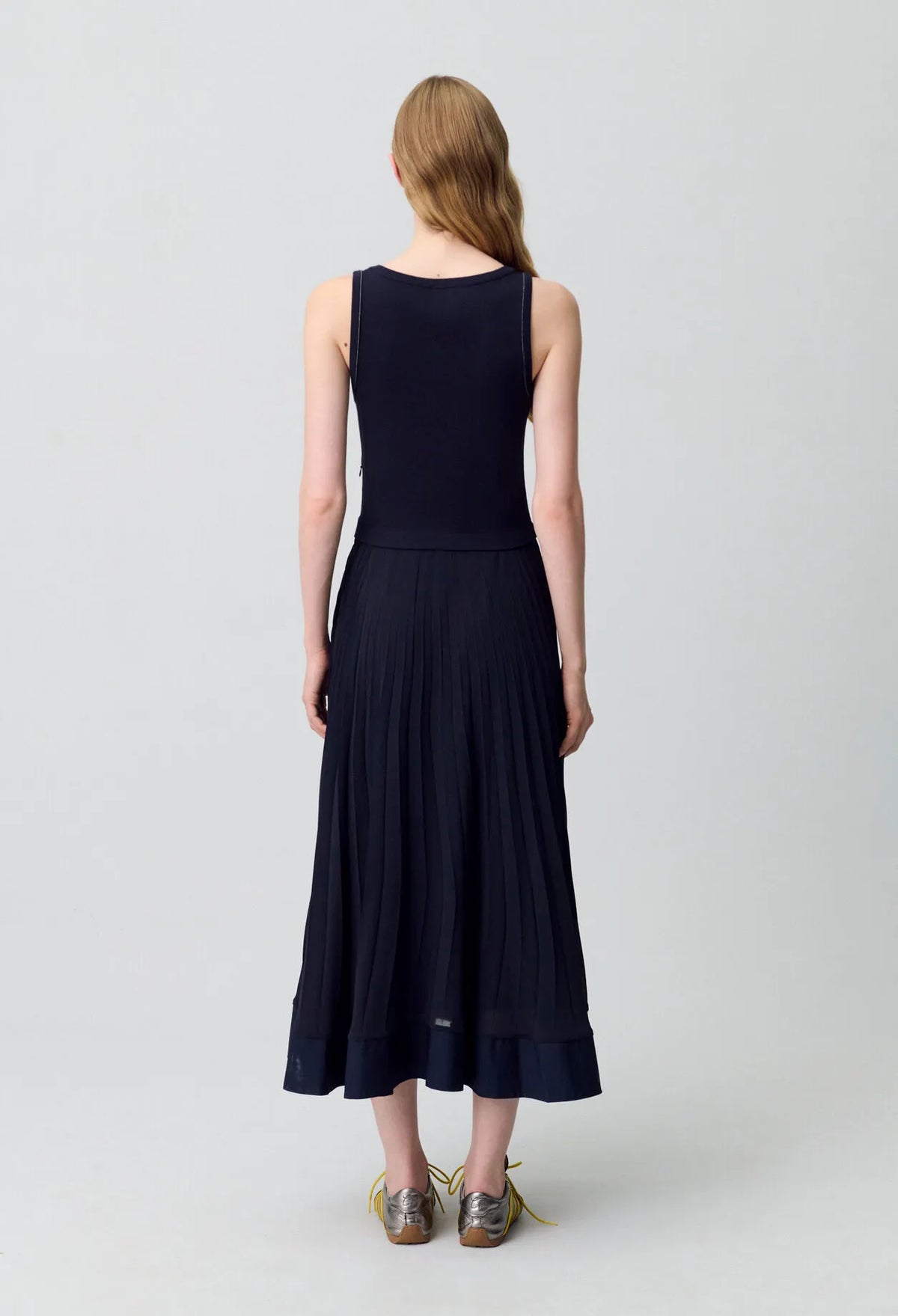 DEEP NAVY