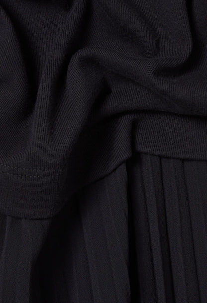 DEEP NAVY