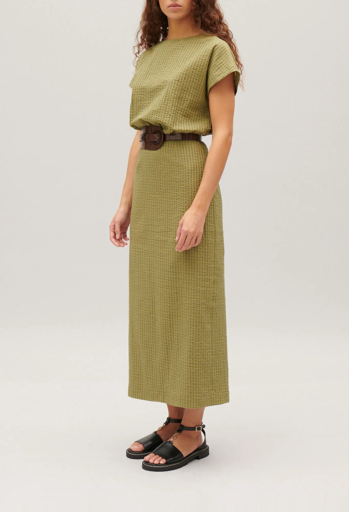 KHAKI