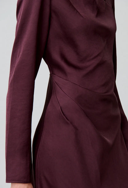 AUBERGINE