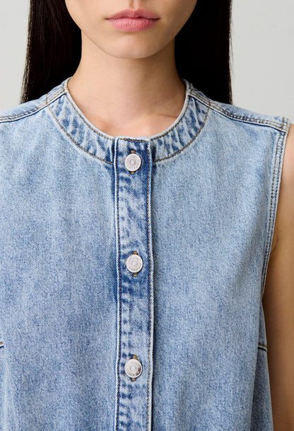 BLUE DENIM