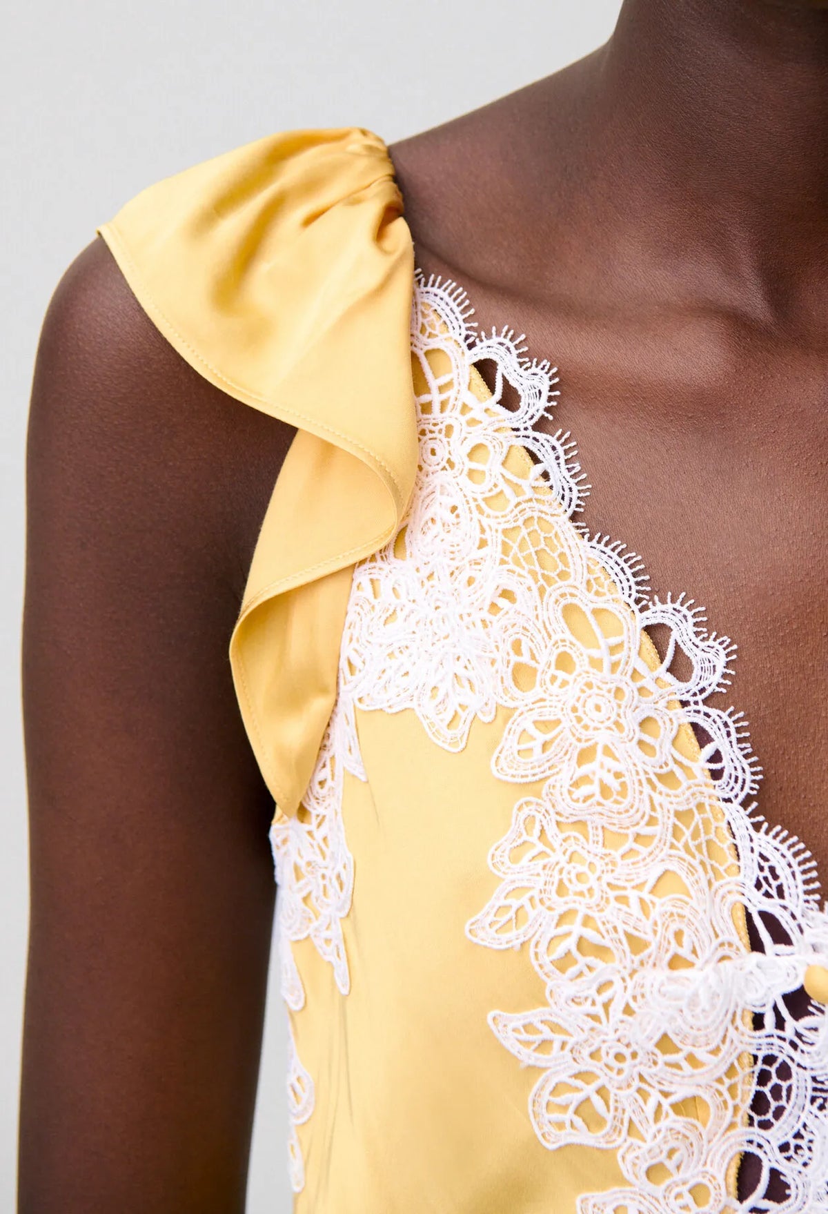 SUN YELLOW