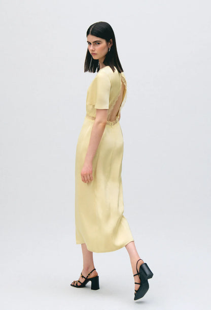 BABY YELLOW