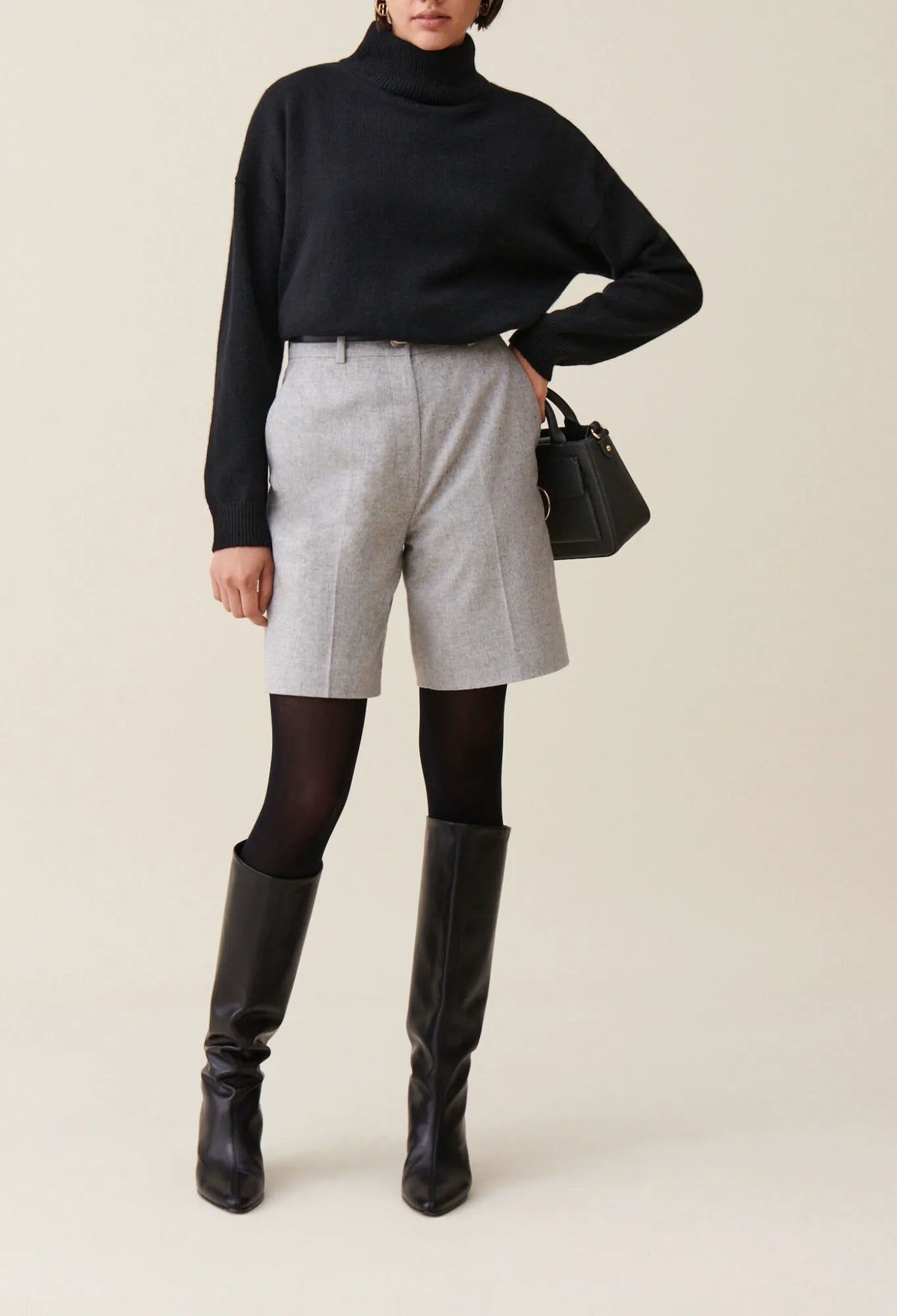 LIGHT GREY