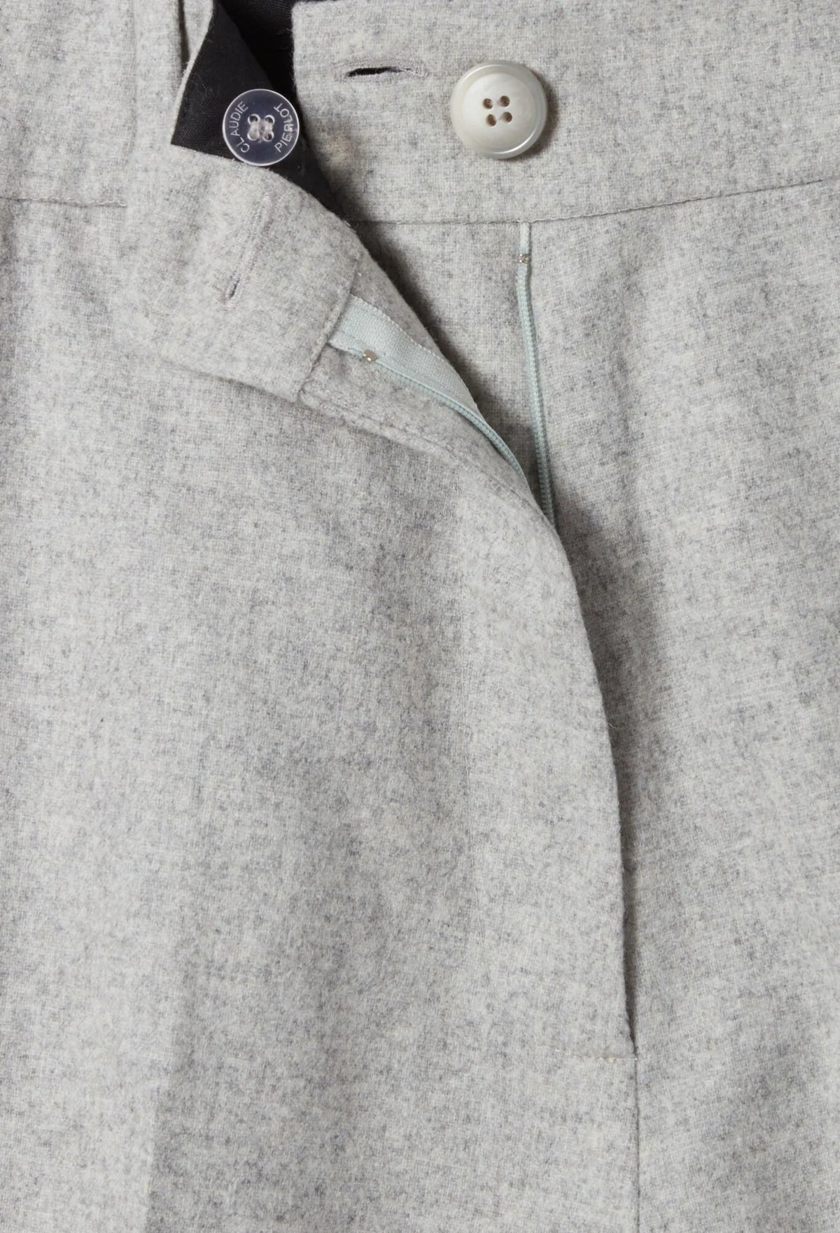 LIGHT GREY