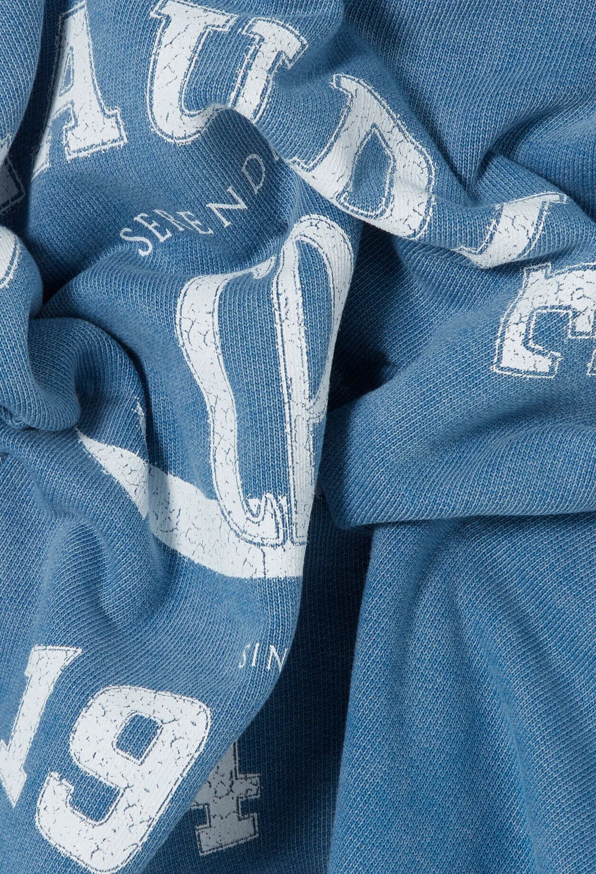 WASHY BLUE