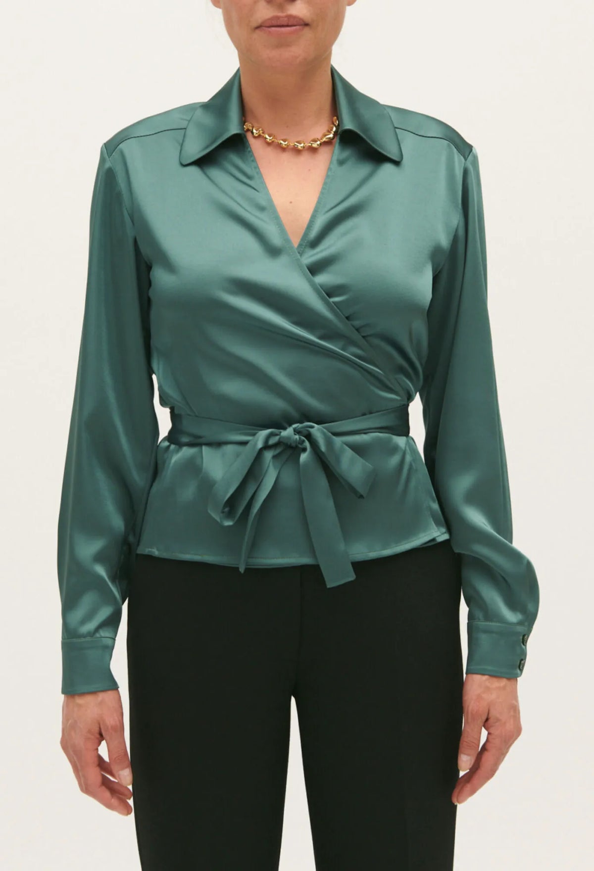 GREEN