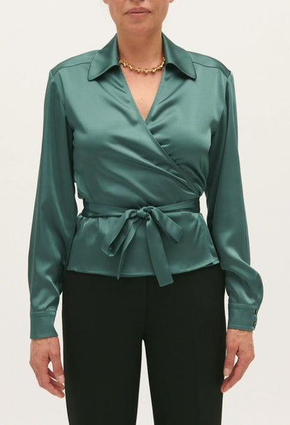 GREEN
